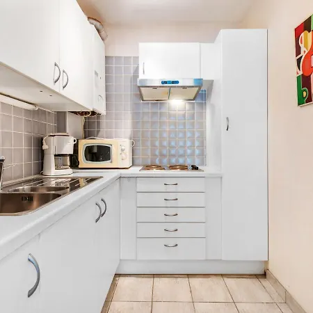 Rimini 1 Bedroom On Floor 2 Apartamento *